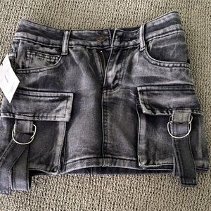 Stylish Gray Denim Mini Skirt with Pockets